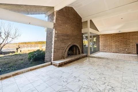 14721 E Tulare Ave, Sanger, CA 93657