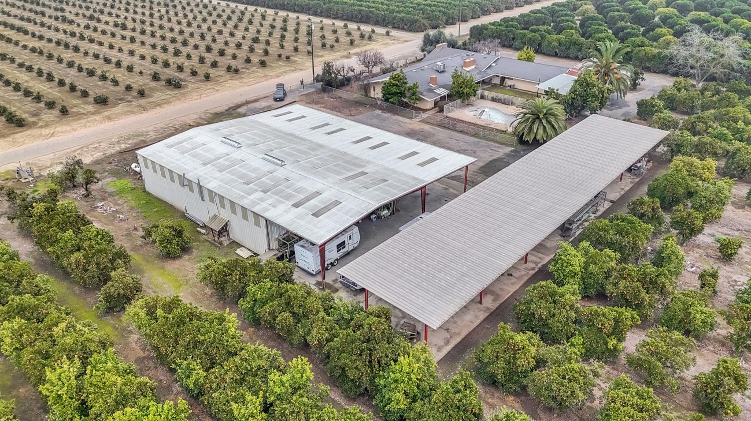 14721 E Tulare Ave, Sanger, CA 93657