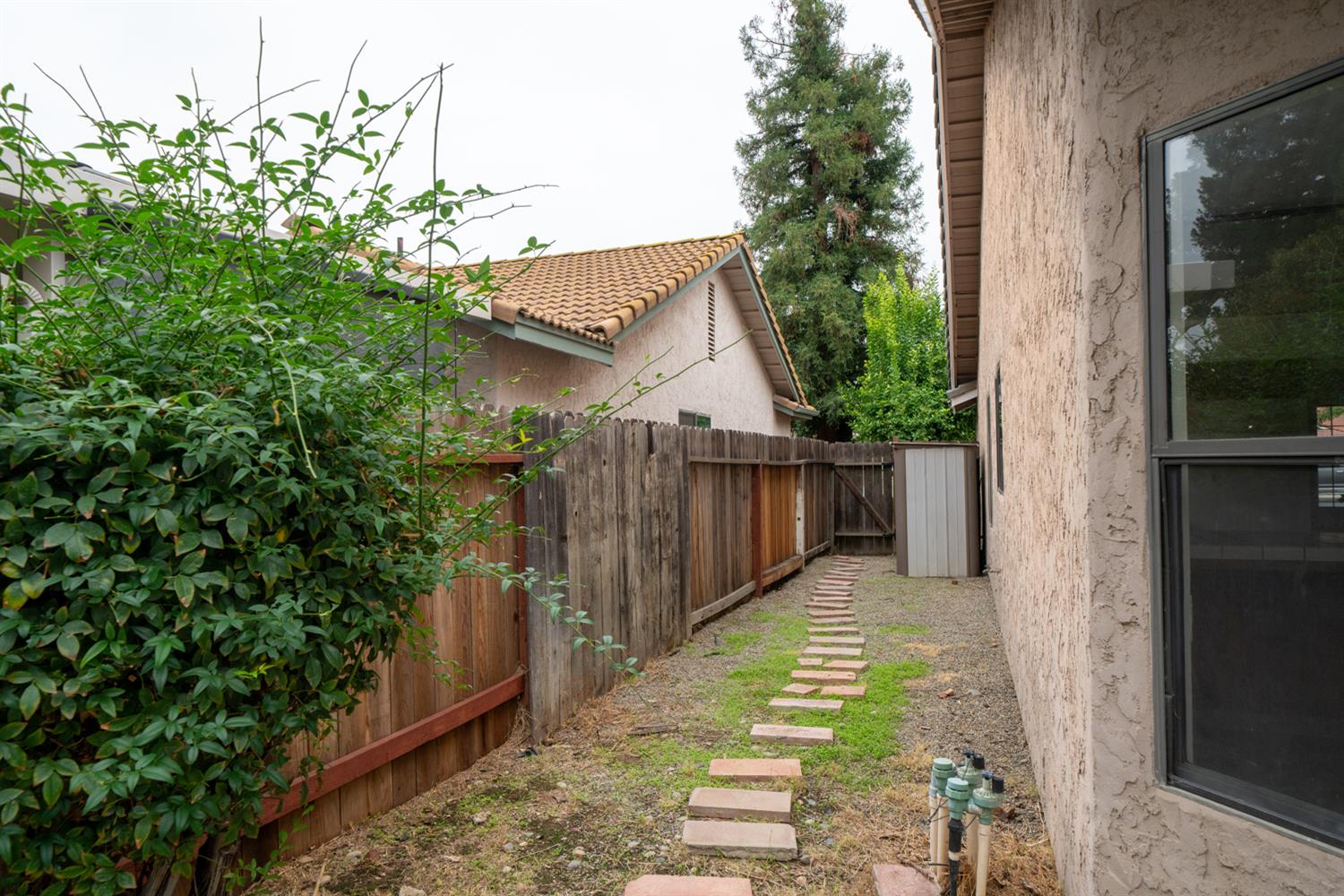 2549 Purvis Ave, Clovis, CA 93611