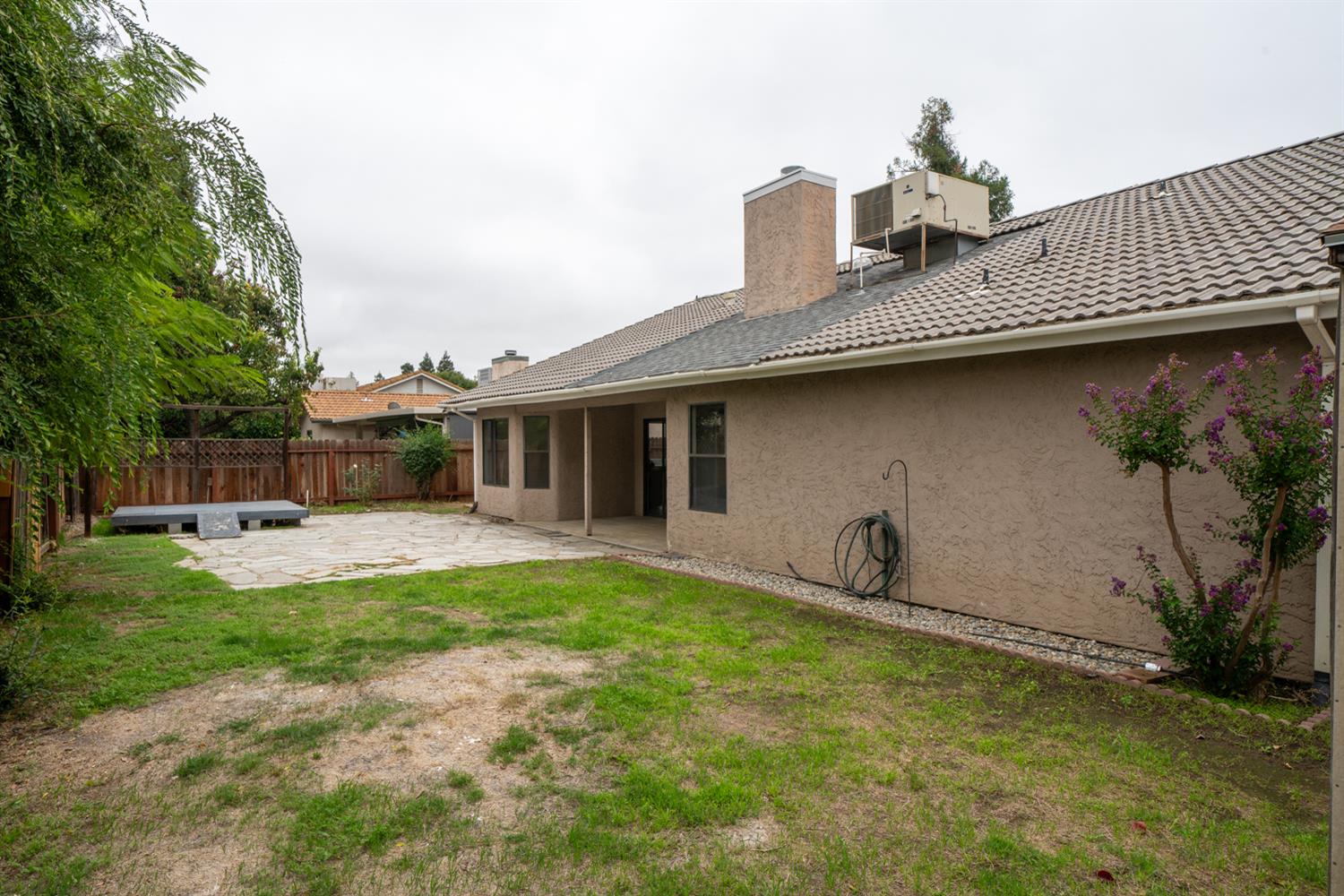 2549 Purvis Ave, Clovis, CA 93611