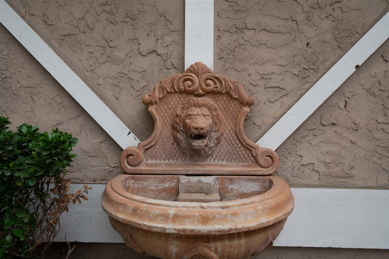 2549 Purvis Ave, Clovis, CA 93611