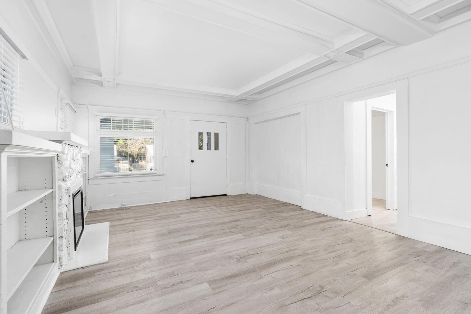 3124 E Madison Ave, Fresno, CA 93702