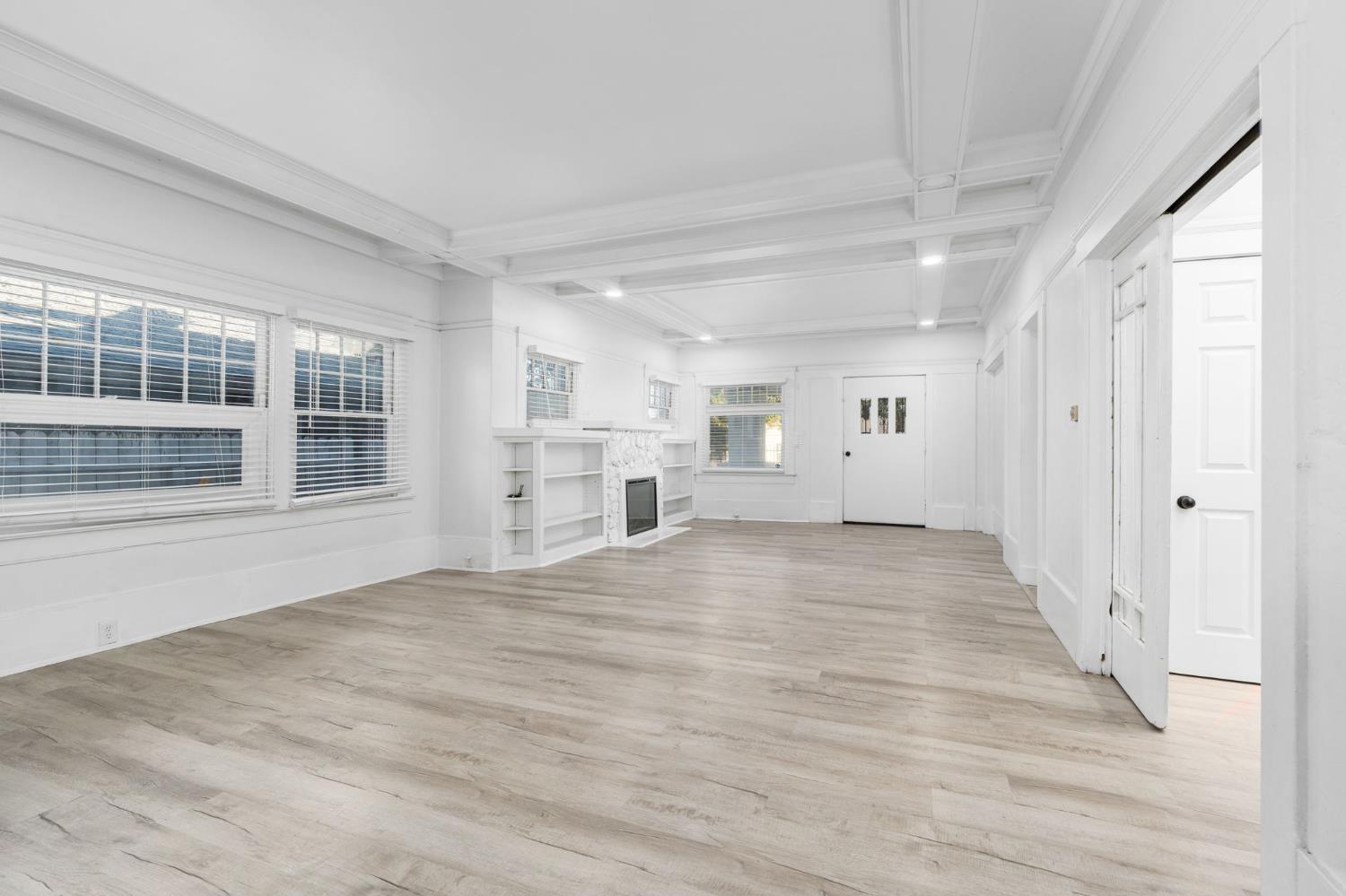 3124 E Madison Ave, Fresno, CA 93702