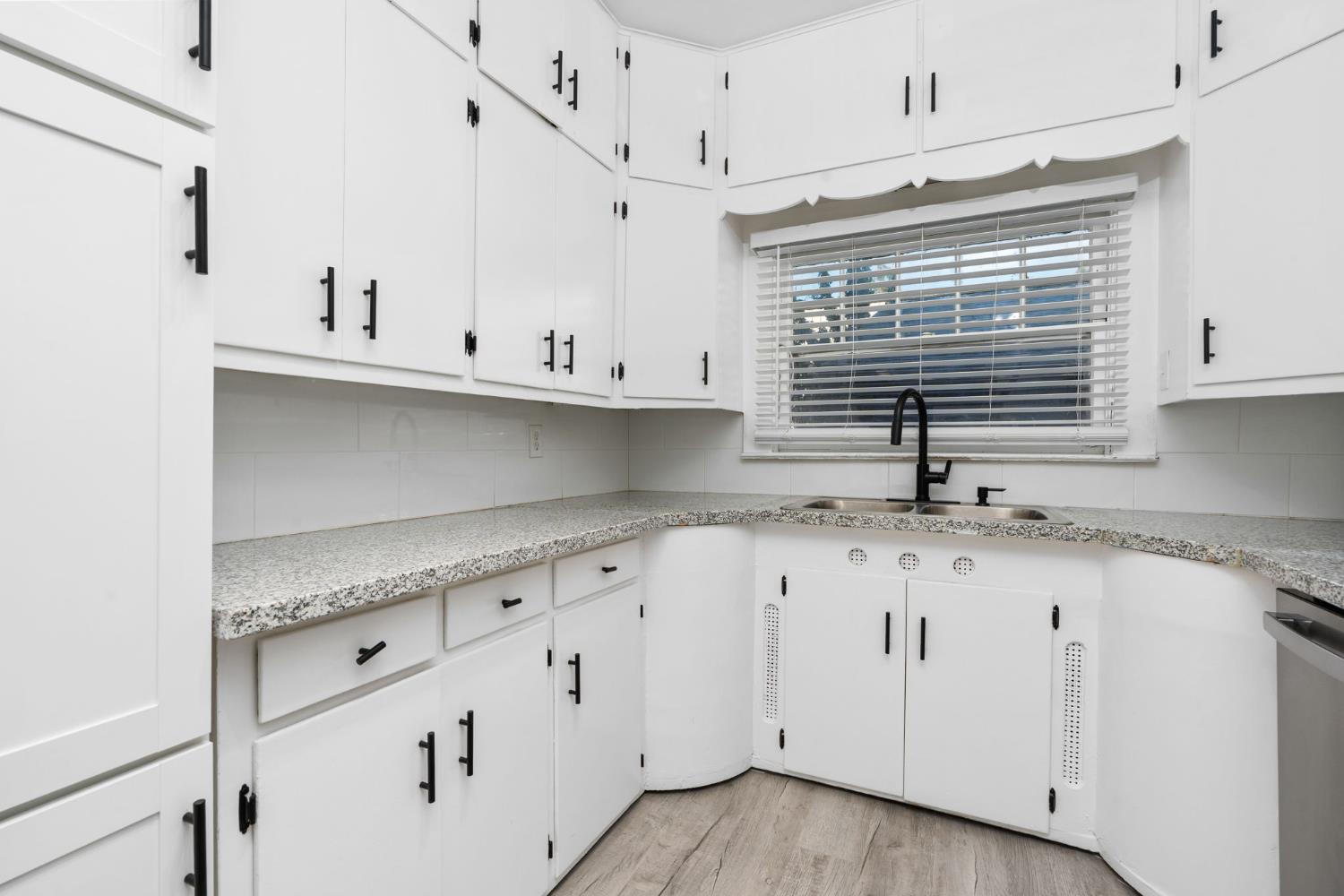 3124 E Madison Ave, Fresno, CA 93702