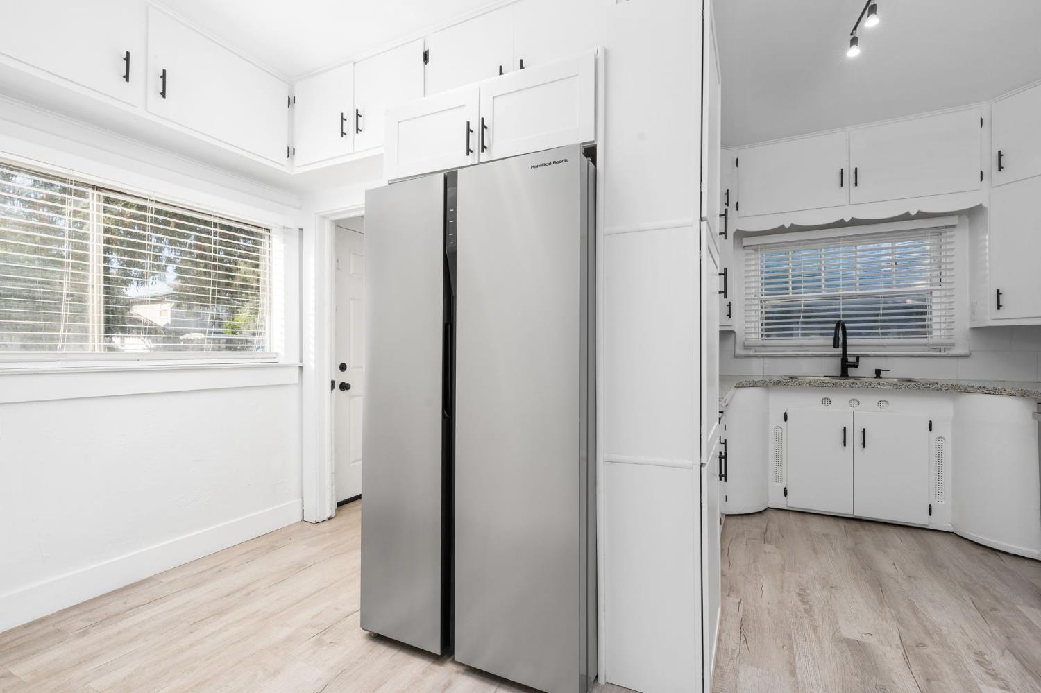 3124 E Madison Ave, Fresno, CA 93702