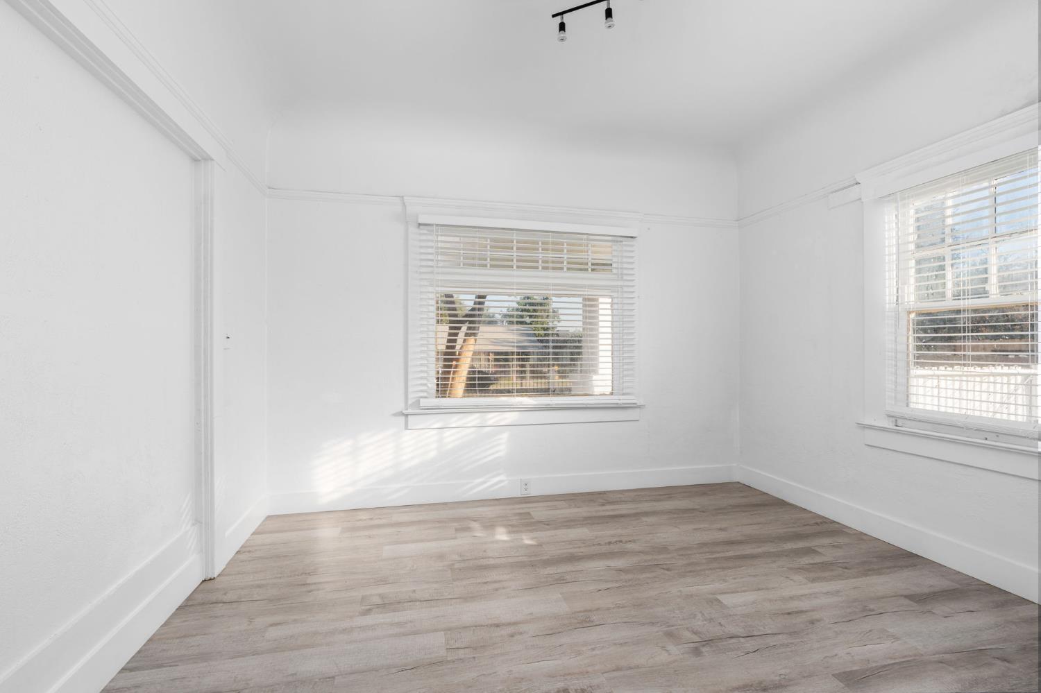 3124 E Madison Ave, Fresno, CA 93702