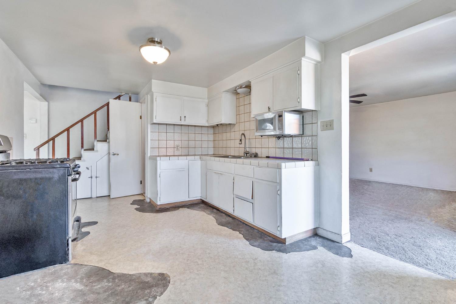 5132 E Washington Ave, Fresno, CA 93727