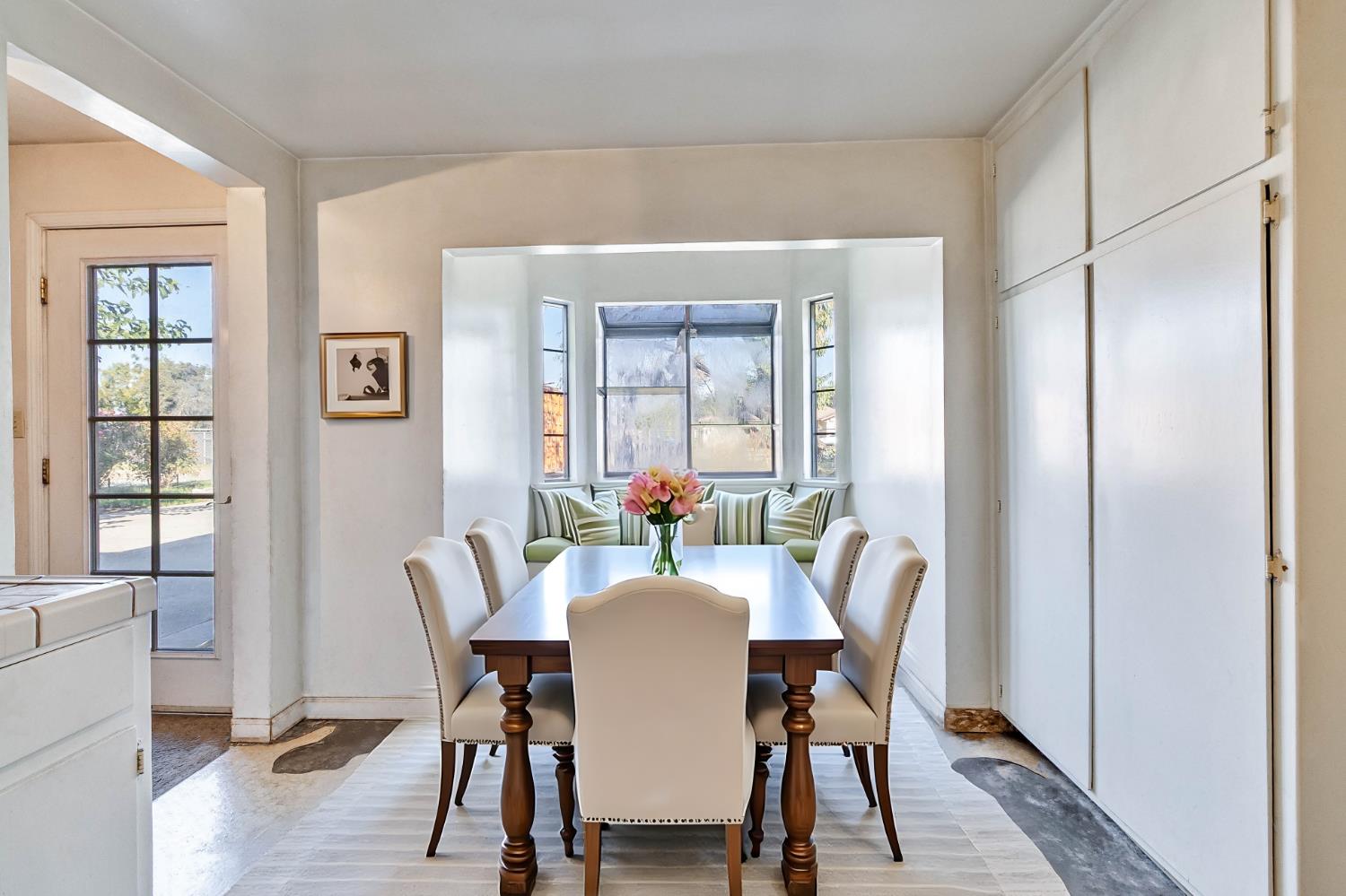 5132 E Washington Ave, Fresno, CA 93727