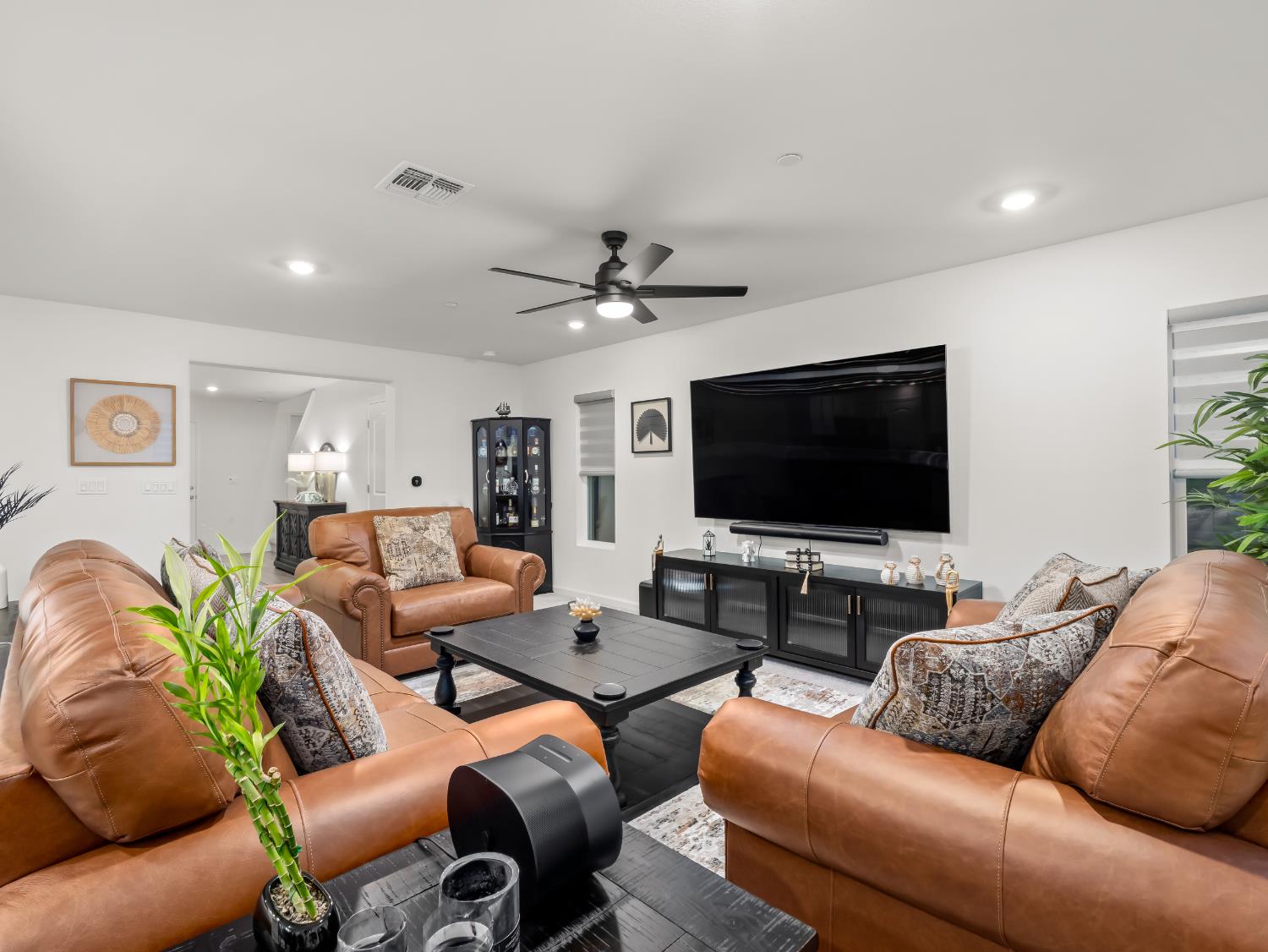 6656 E Washington Ave, Fresno, CA 93727