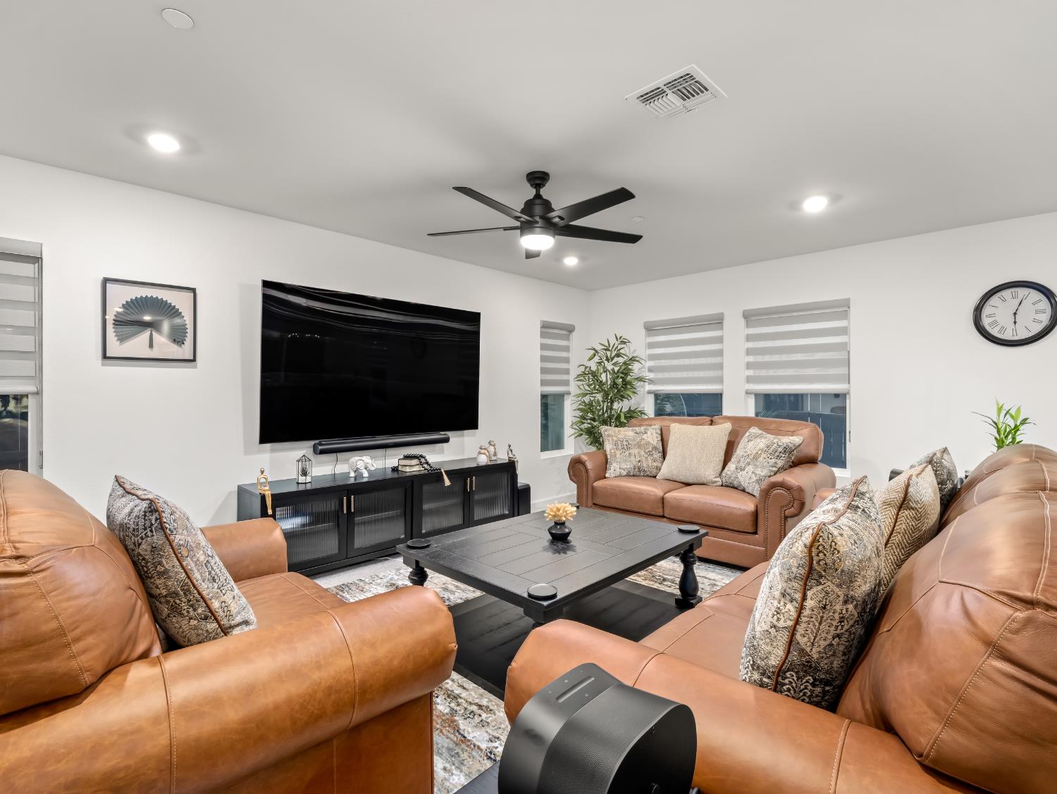 6656 E Washington Ave, Fresno, CA 93727