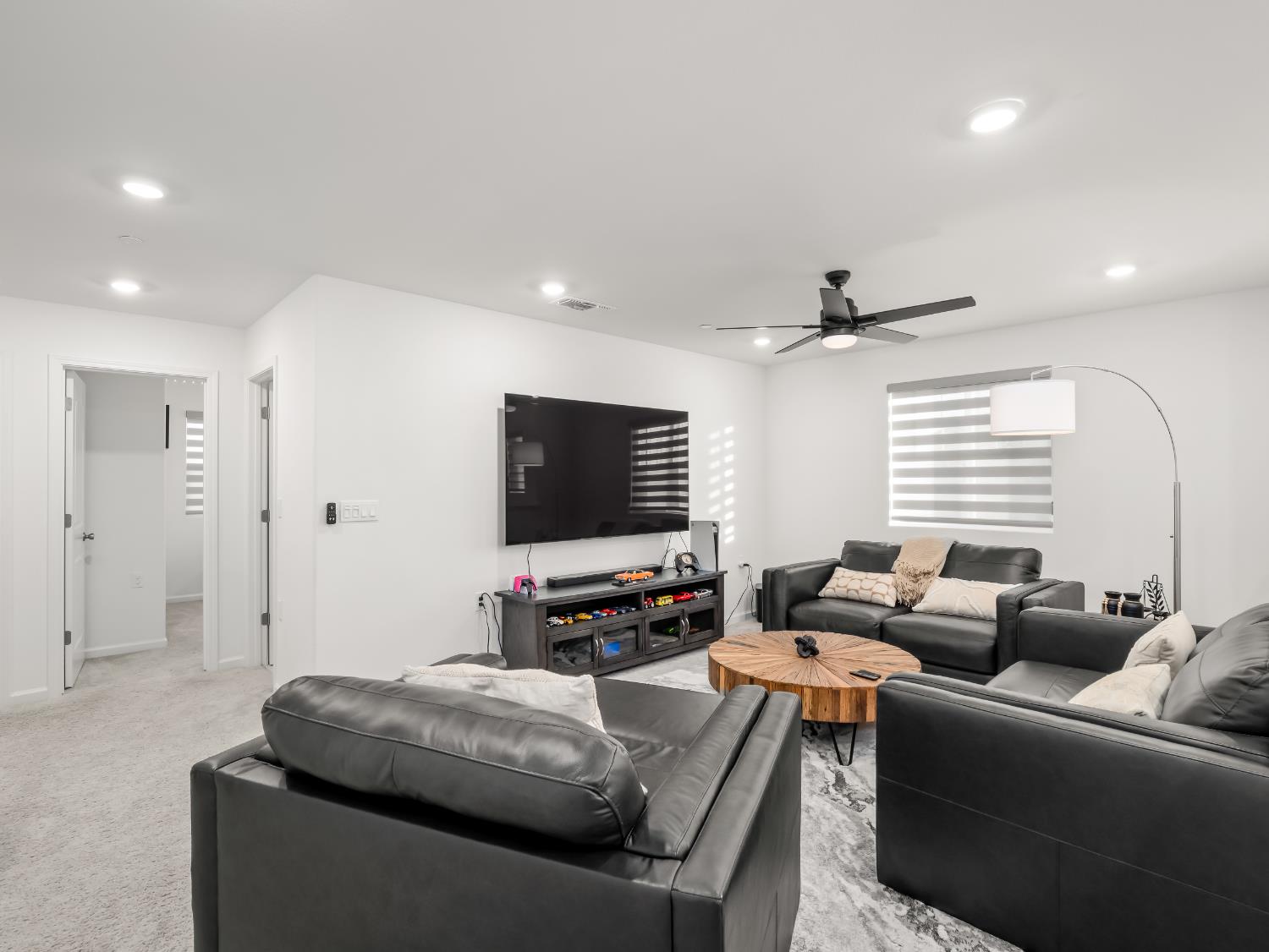 6656 E Washington Ave, Fresno, CA 93727