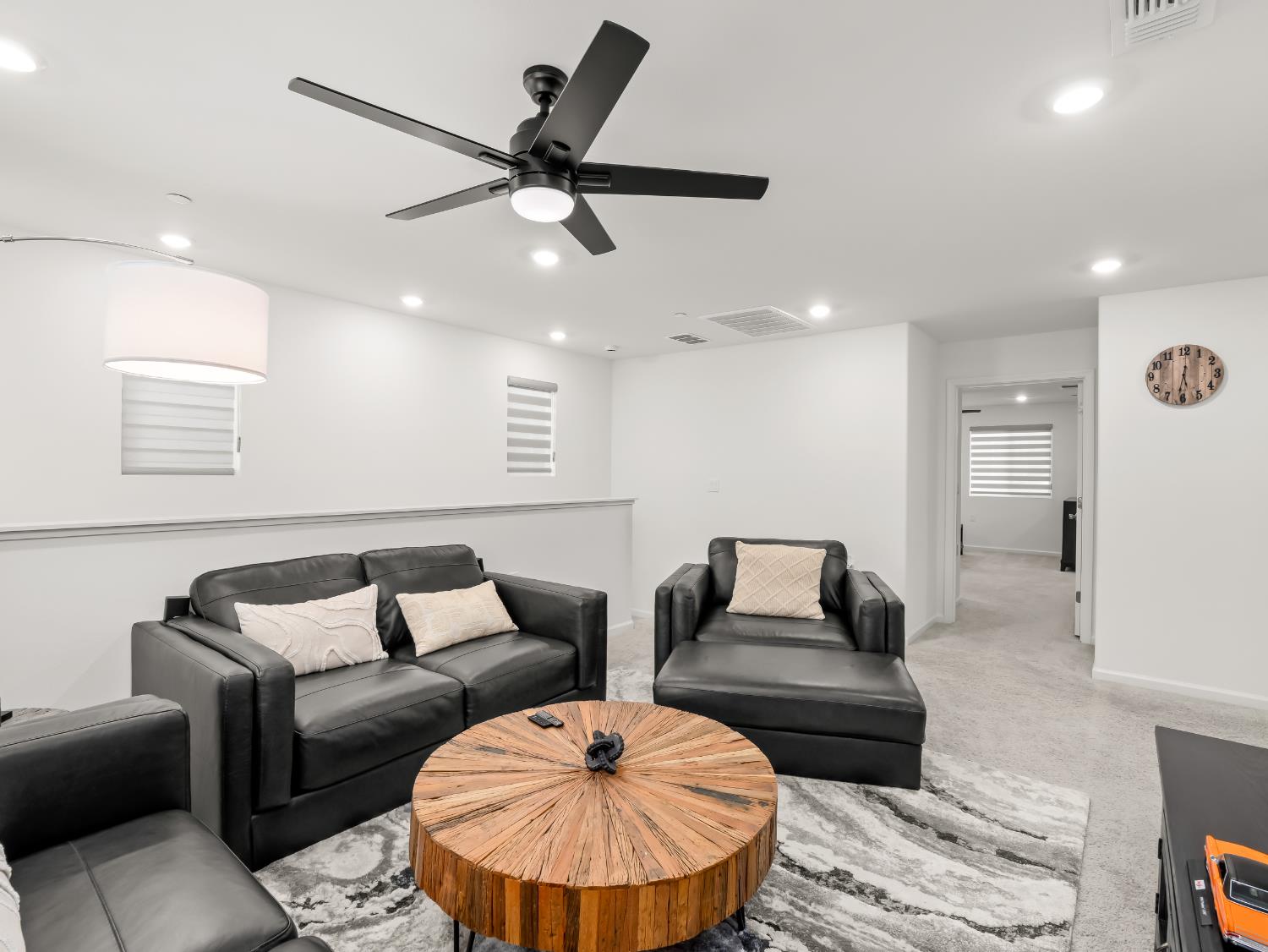 6656 E Washington Ave, Fresno, CA 93727