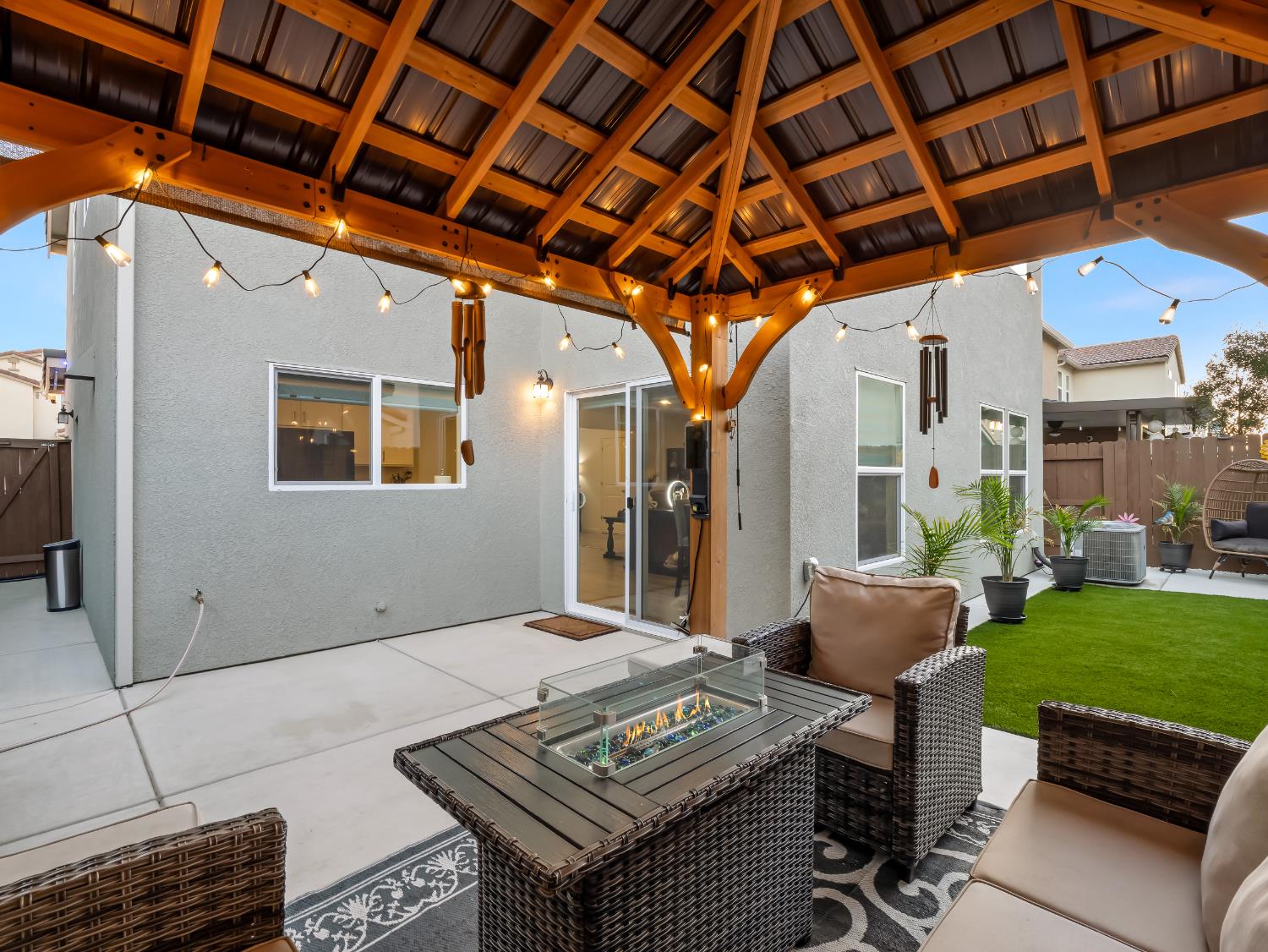 6656 E Washington Ave, Fresno, CA 93727