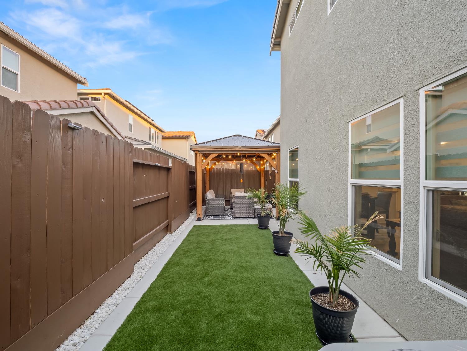 6656 E Washington Ave, Fresno, CA 93727