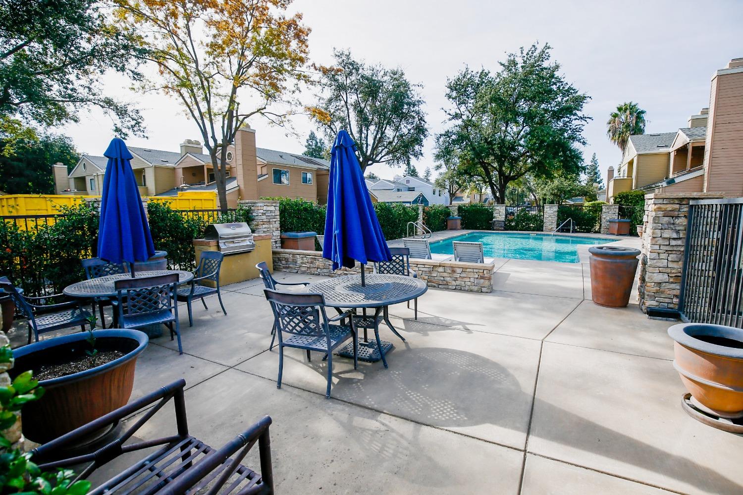 7675 N First St #225, Fresno, CA 93720