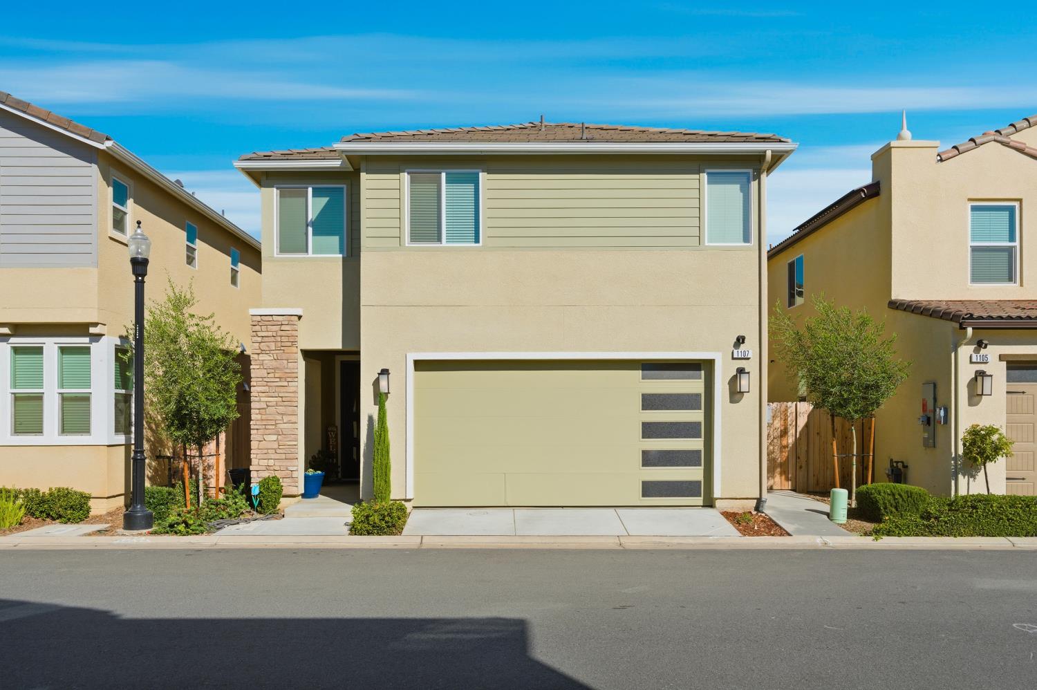 1107 Significant Way, Madera, CA 93636