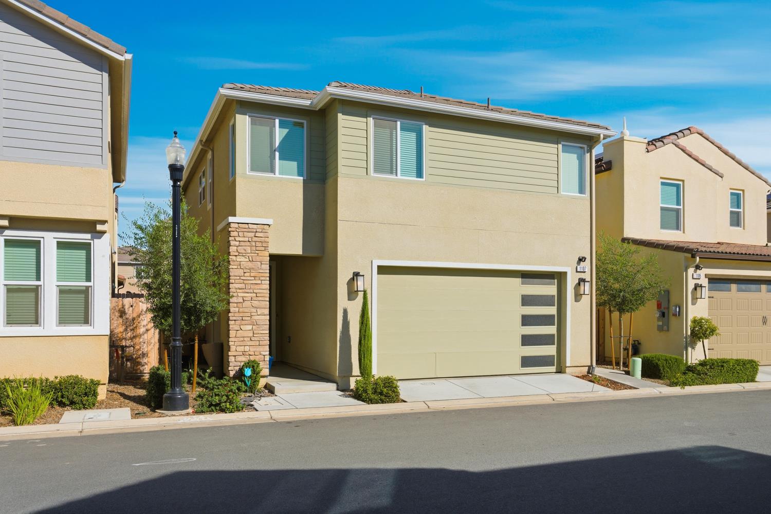 1107 Significant Way, Madera, CA 93636