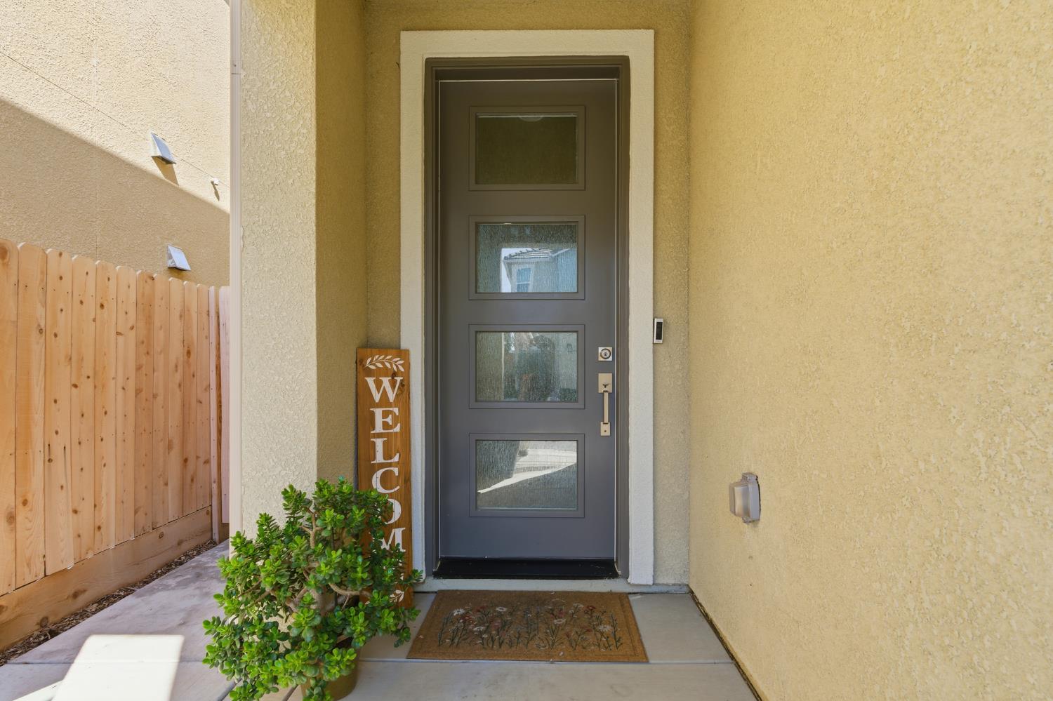 1107 Significant Way, Madera, CA 93636