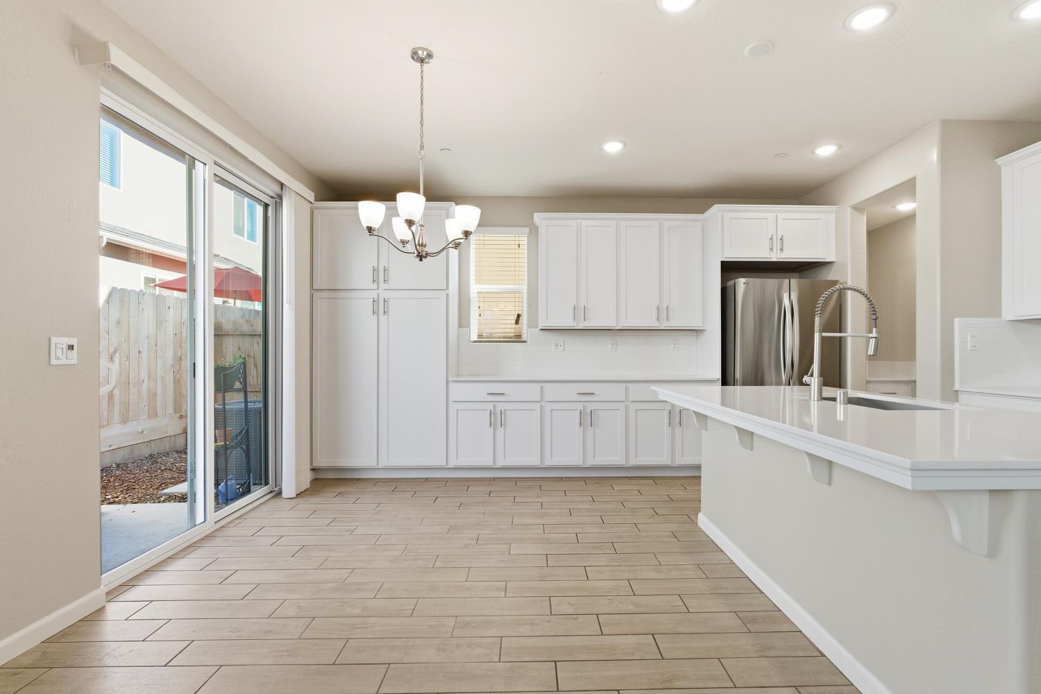 1107 Significant Way, Madera, CA 93636