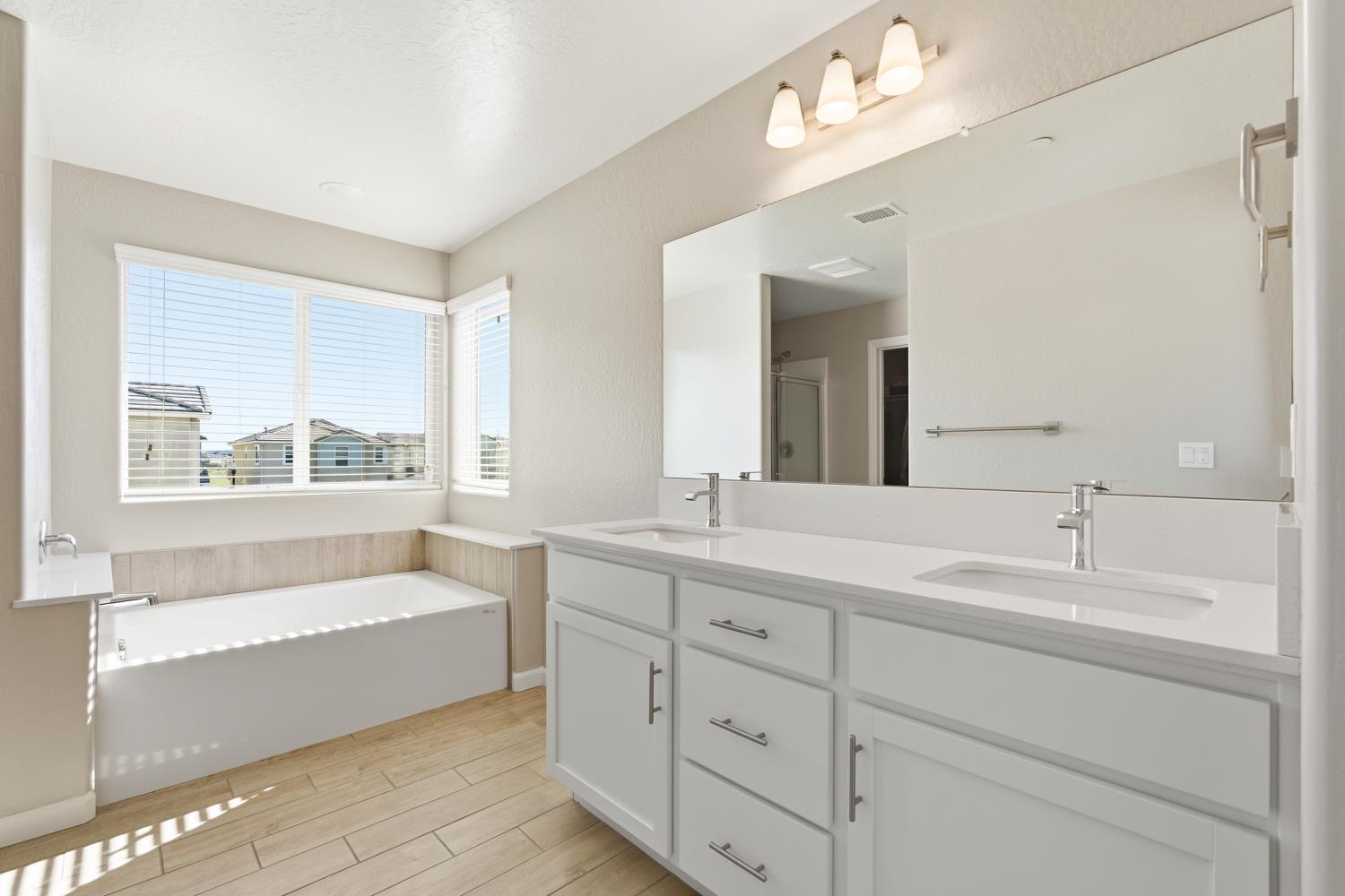 1107 Significant Way, Madera, CA 93636