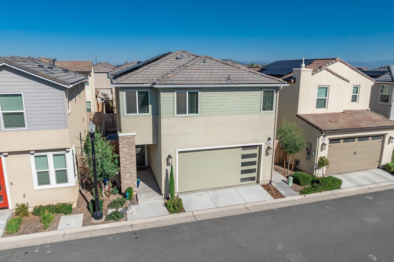 1107 Significant Way, Madera, CA 93636