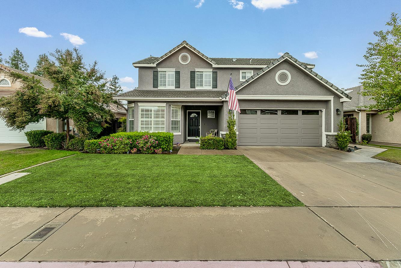 140 N Gayle Ave, Clovis, CA 93611