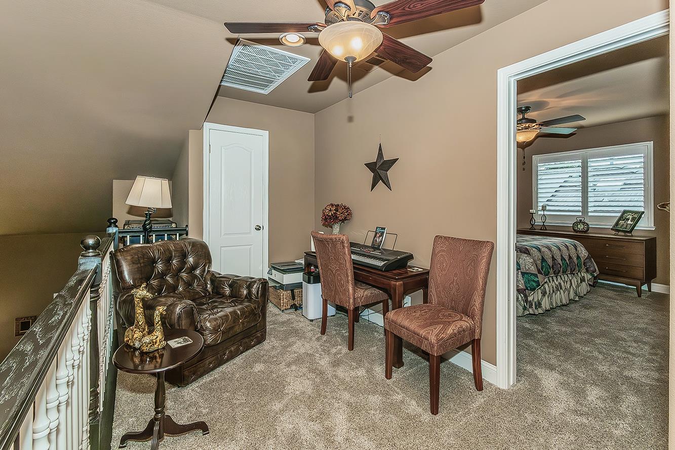 140 N Gayle Ave, Clovis, CA 93611