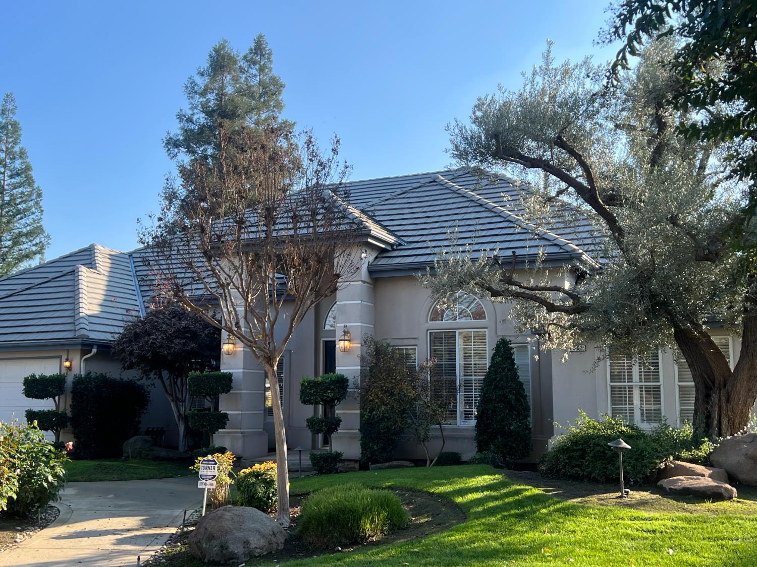 2563 W Fir Ave, Fresno, CA 93711