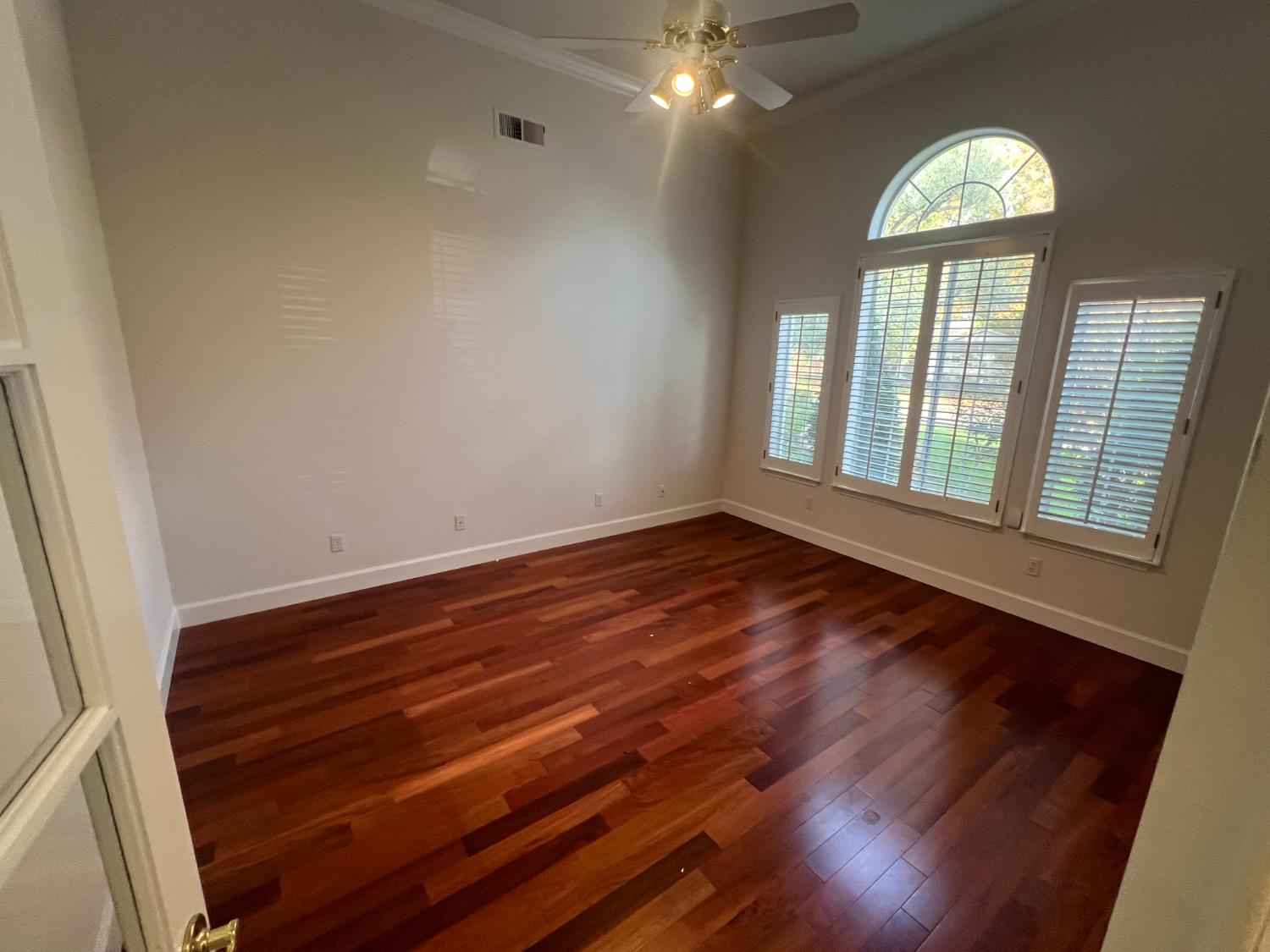 2563 W Fir Ave, Fresno, CA 93711