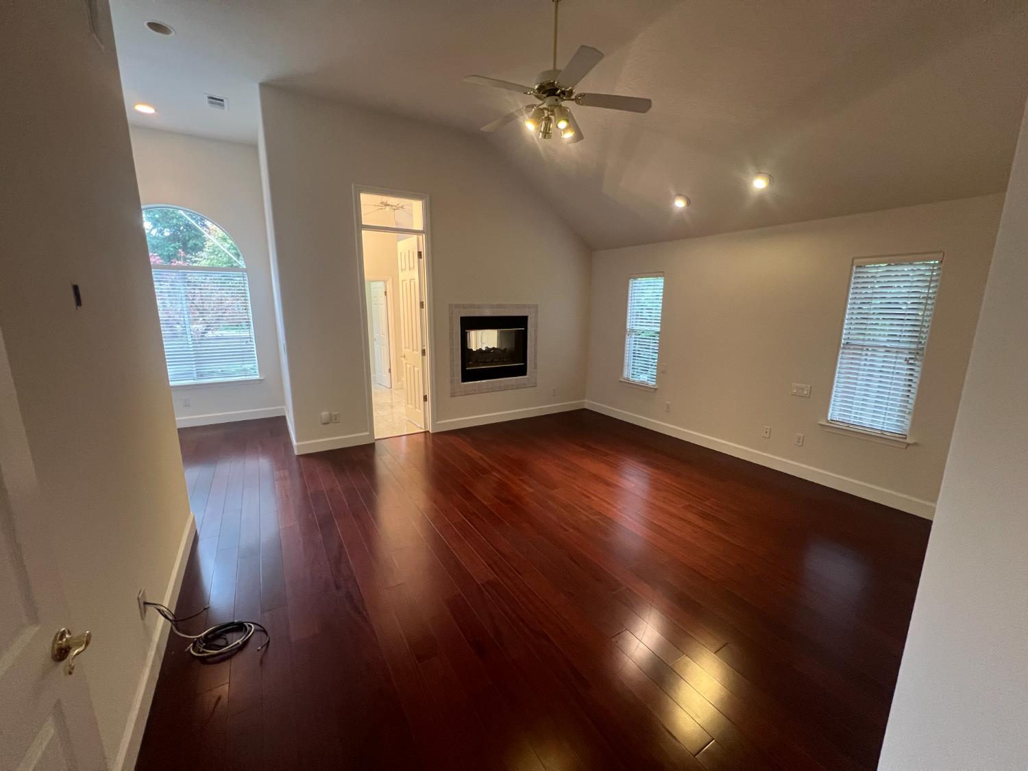 2563 W Fir Ave, Fresno, CA 93711