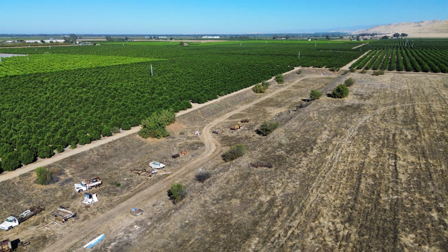 19760 E American Ave, Reedley, CA 93654