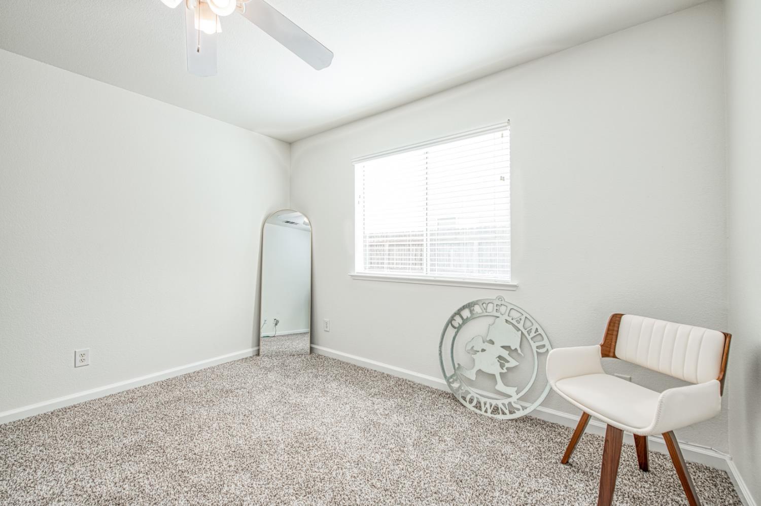 10183 N Backer Ave, Fresno, CA 93730