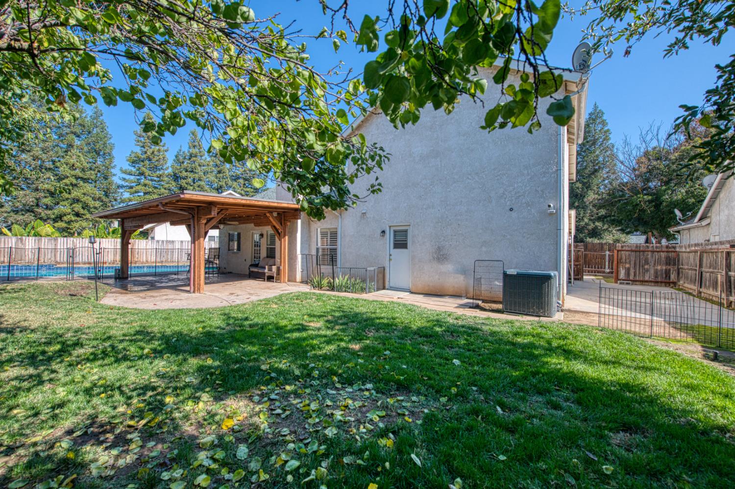 10183 N Backer Ave, Fresno, CA 93730