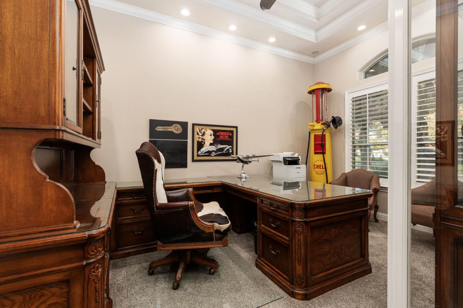 1353 E Saint James Cir, Fresno, CA 93720