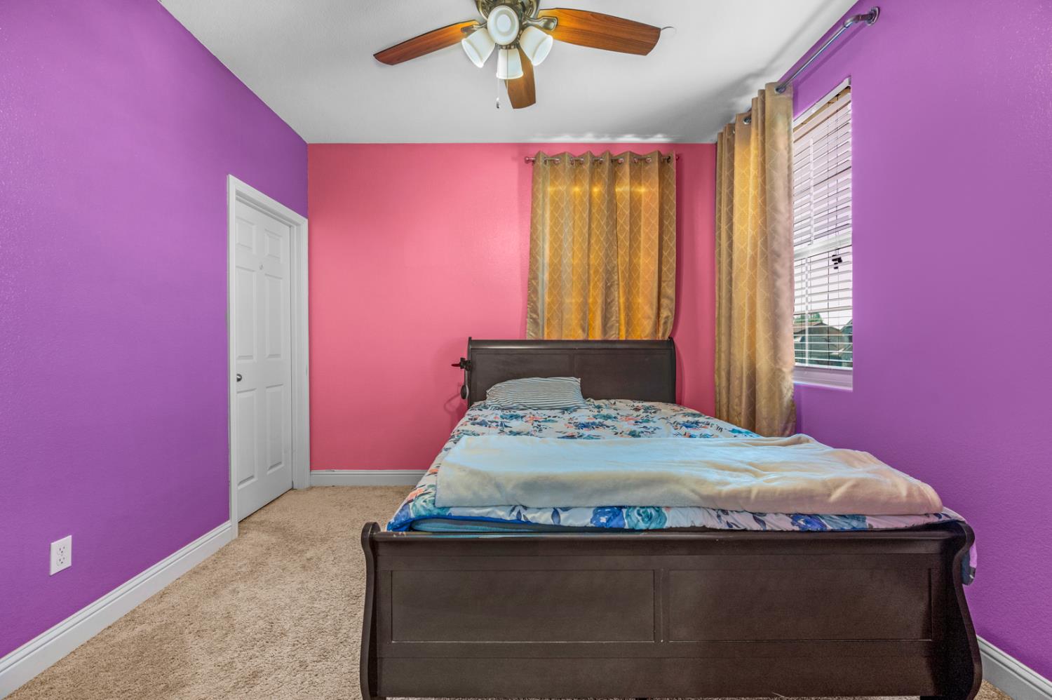 2302 N Jason Ave, Fresno, CA 93737