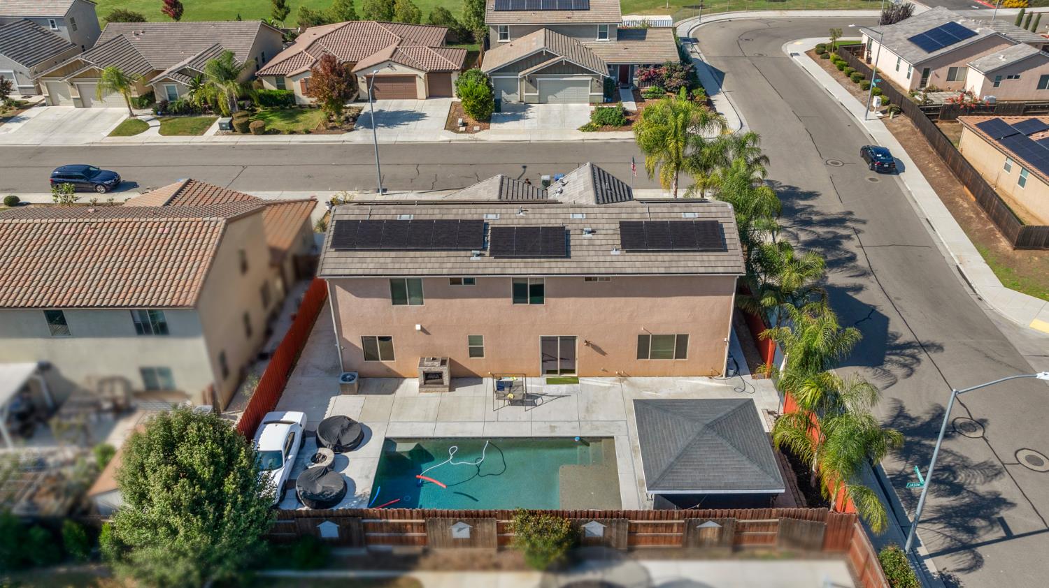 2302 N Jason Ave, Fresno, CA 93737