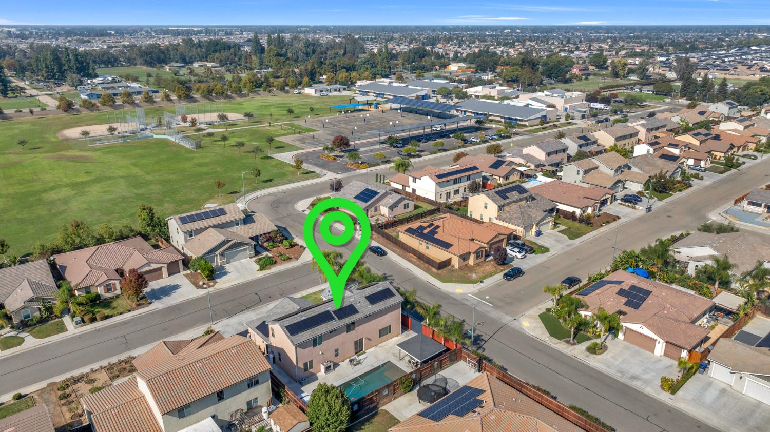 2302 N Jason Ave, Fresno, CA 93737