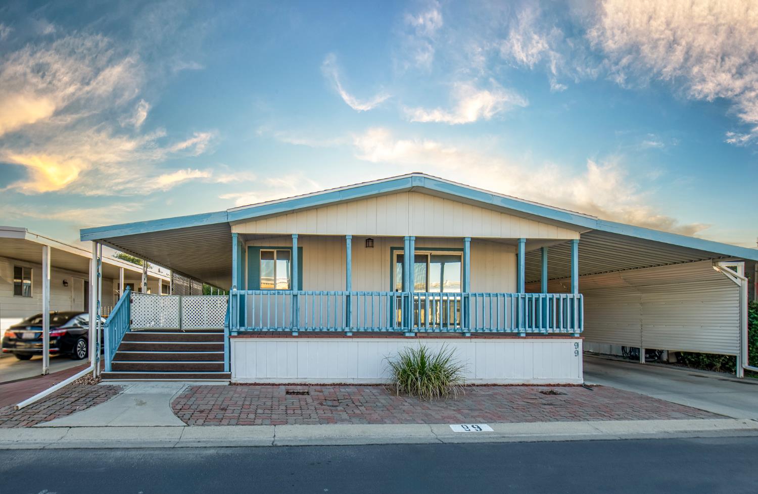 1001 Sylmar Ave #99, Clovis, CA 93612