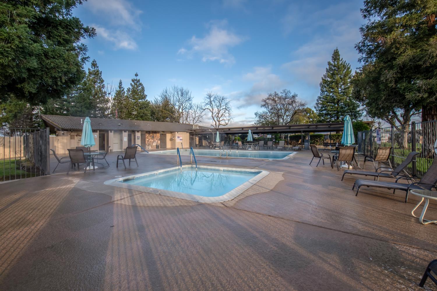 1001 Sylmar Ave #99, Clovis, CA 93612