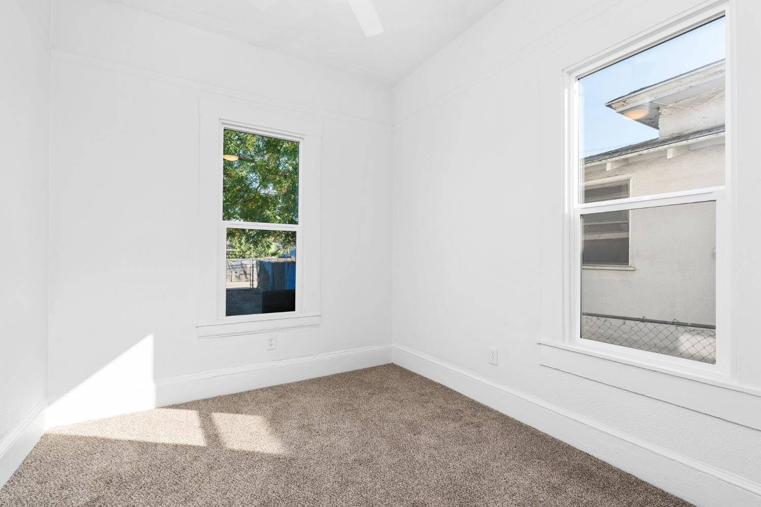 244 N U St, Fresno, CA 93701