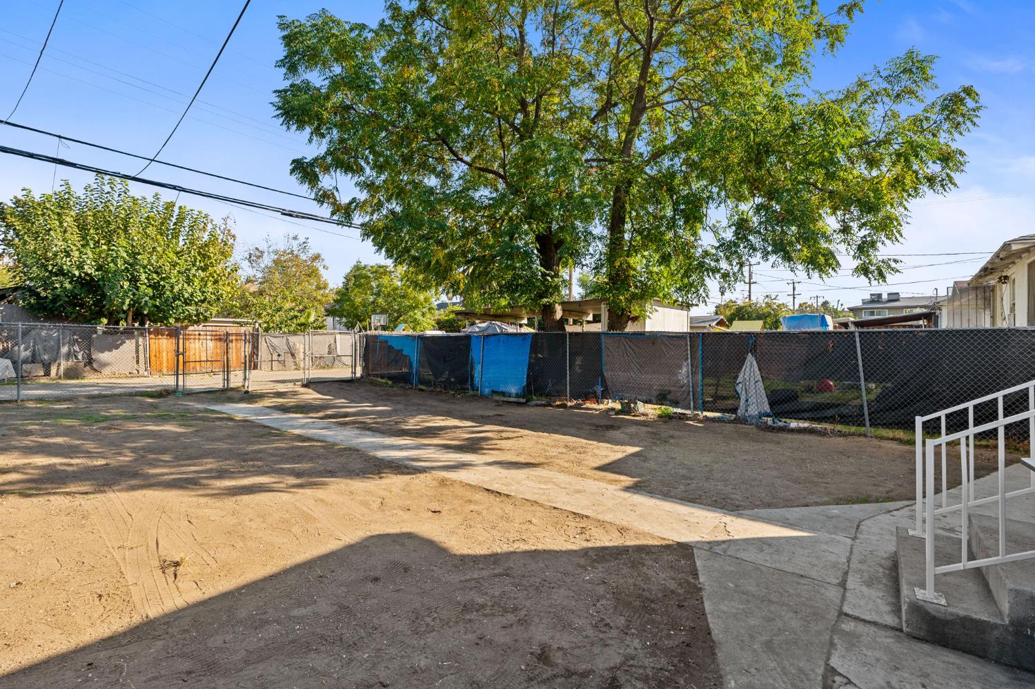 244 N U St, Fresno, CA 93701