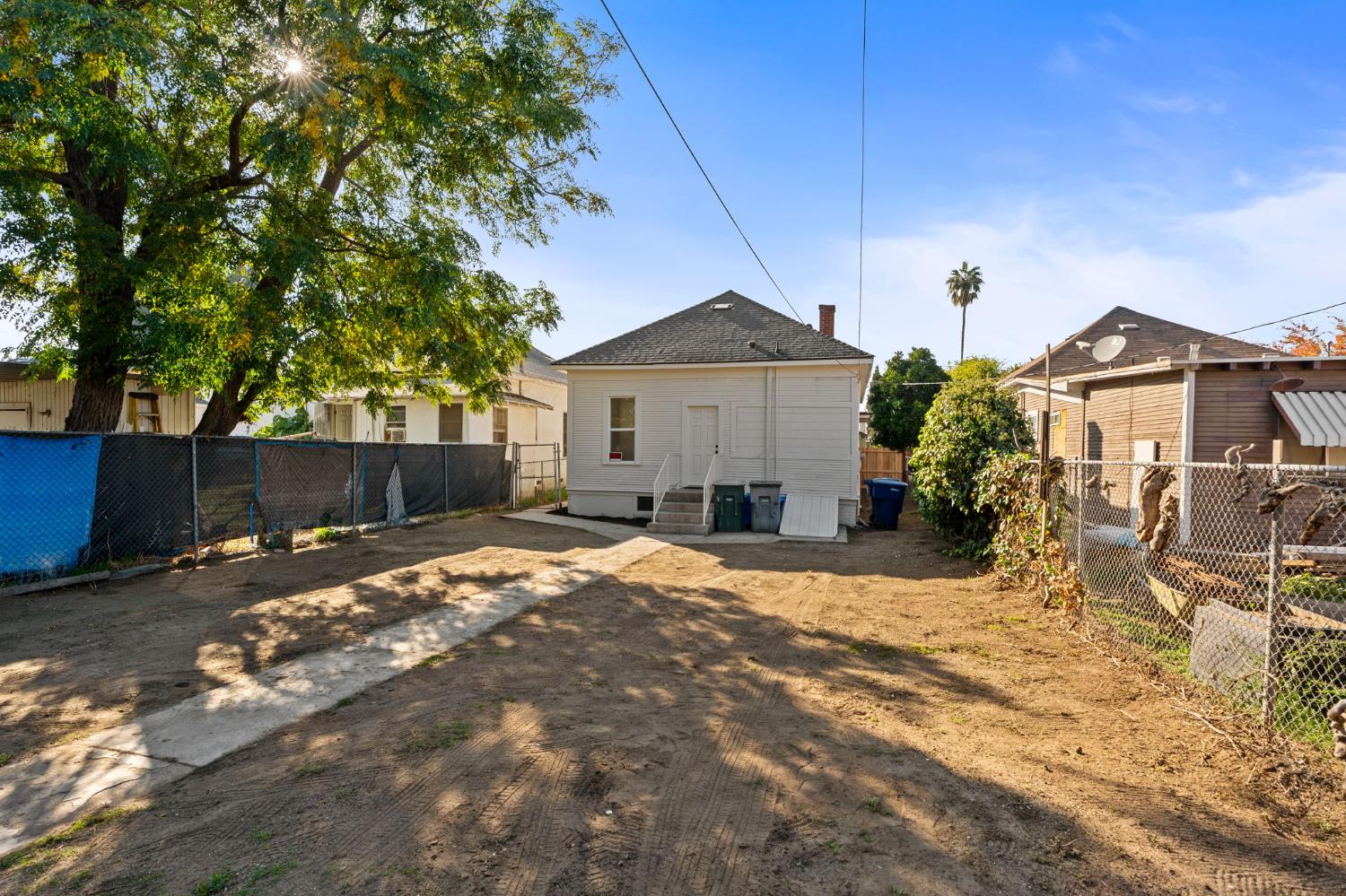 244 N U St, Fresno, CA 93701