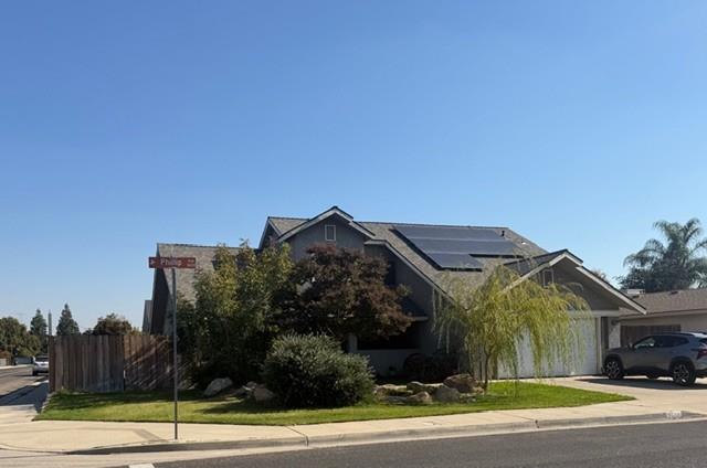 3605 Phillip Ave, Clovis, CA 93612
