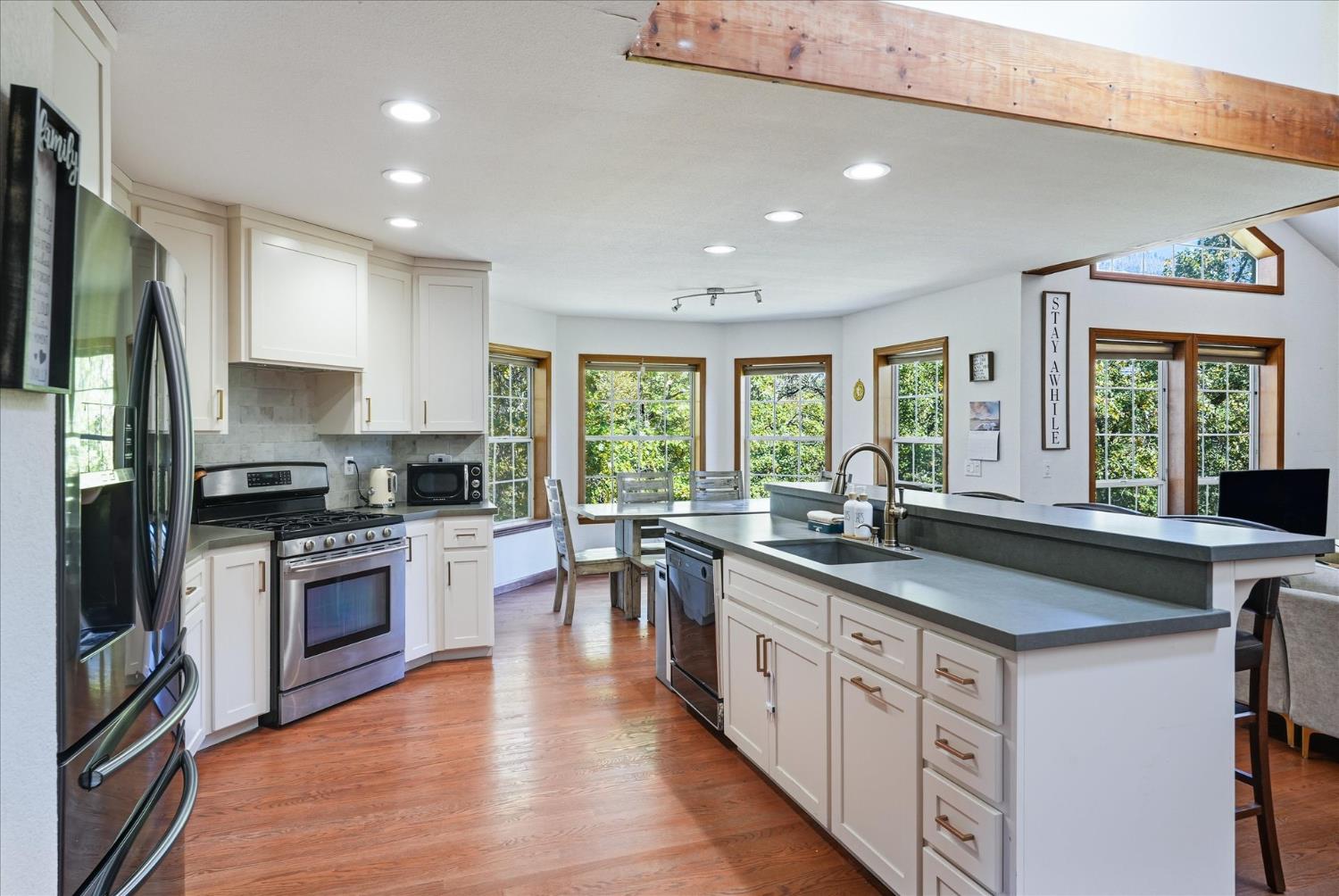 59484 Cascadel Rd, North Fork, CA 93643