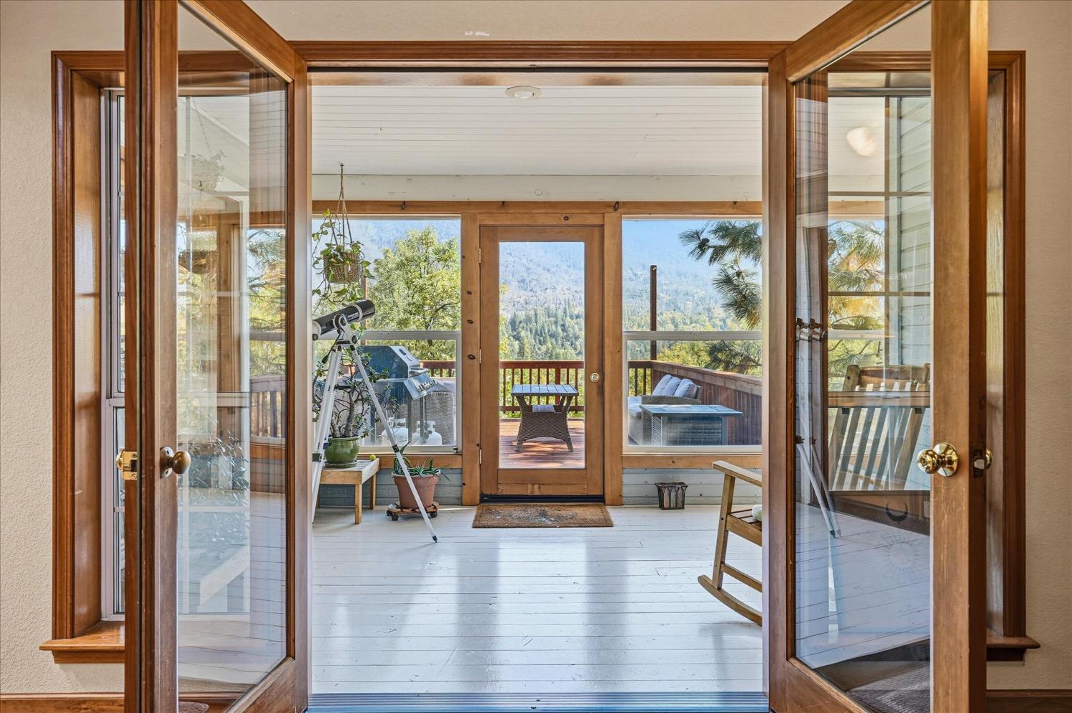 59484 Cascadel Rd, North Fork, CA 93643