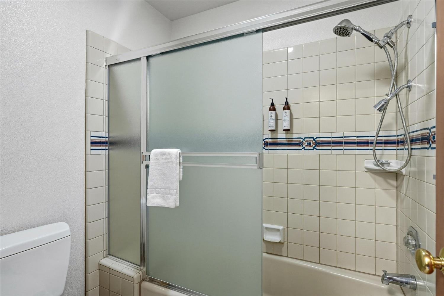 59484 Cascadel Rd, North Fork, CA 93643