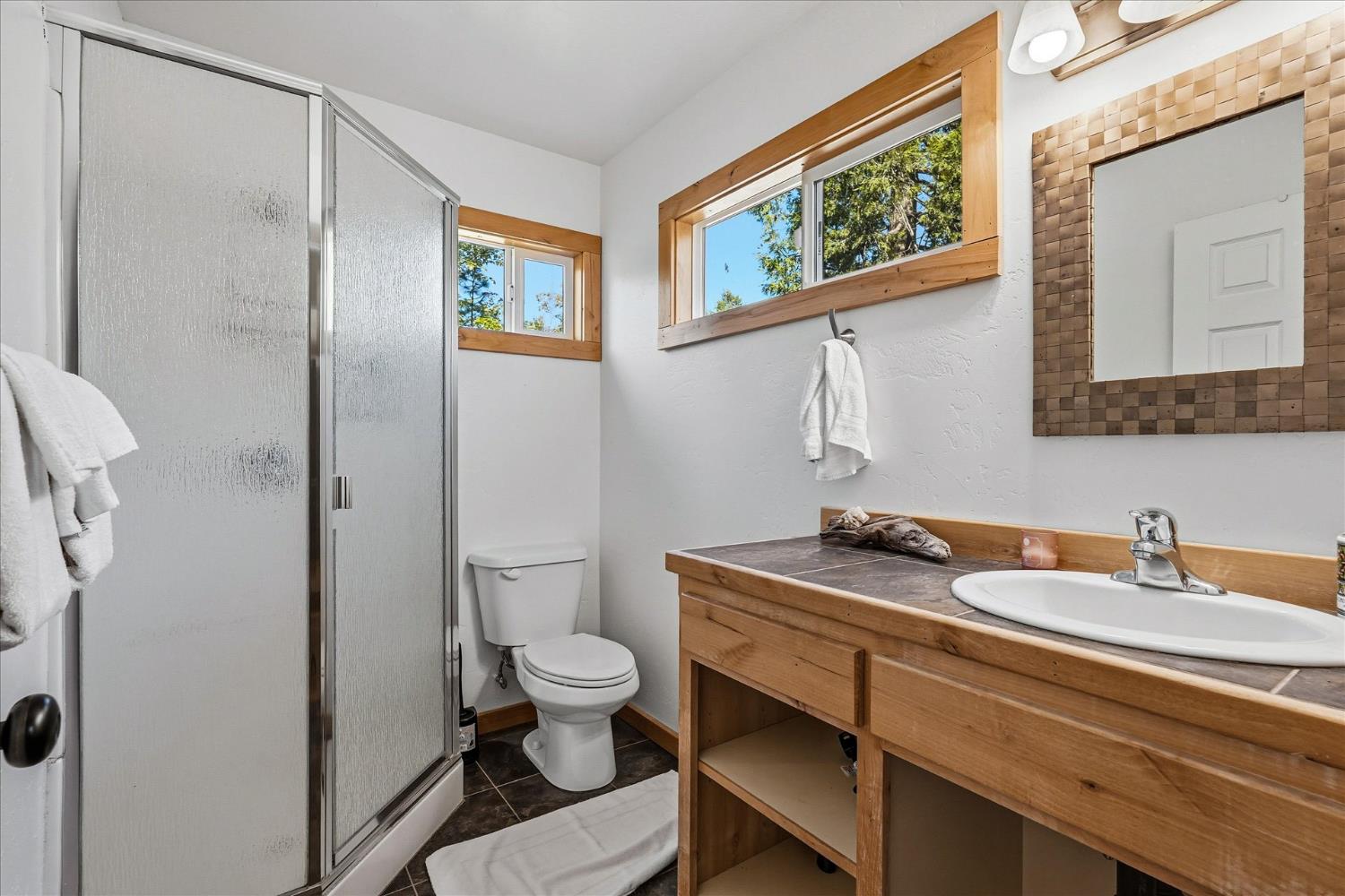 59484 Cascadel Rd, North Fork, CA 93643