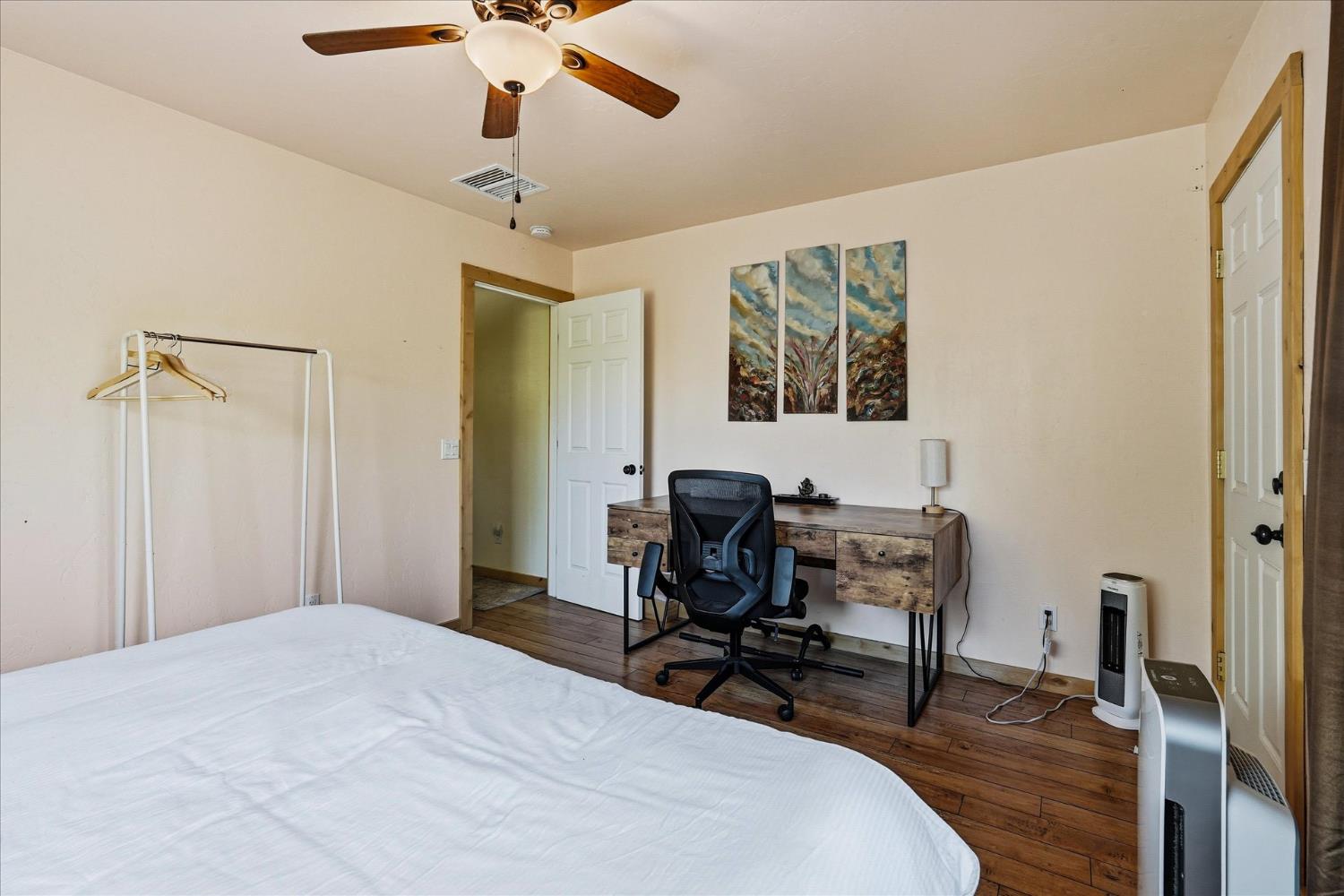 59484 Cascadel Rd, North Fork, CA 93643