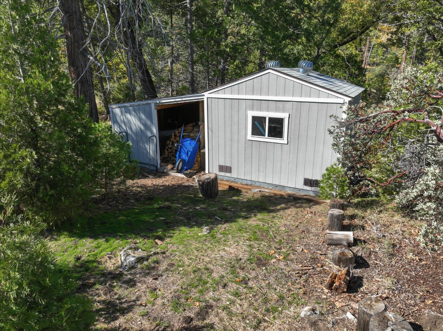 59484 Cascadel Rd, North Fork, CA 93643