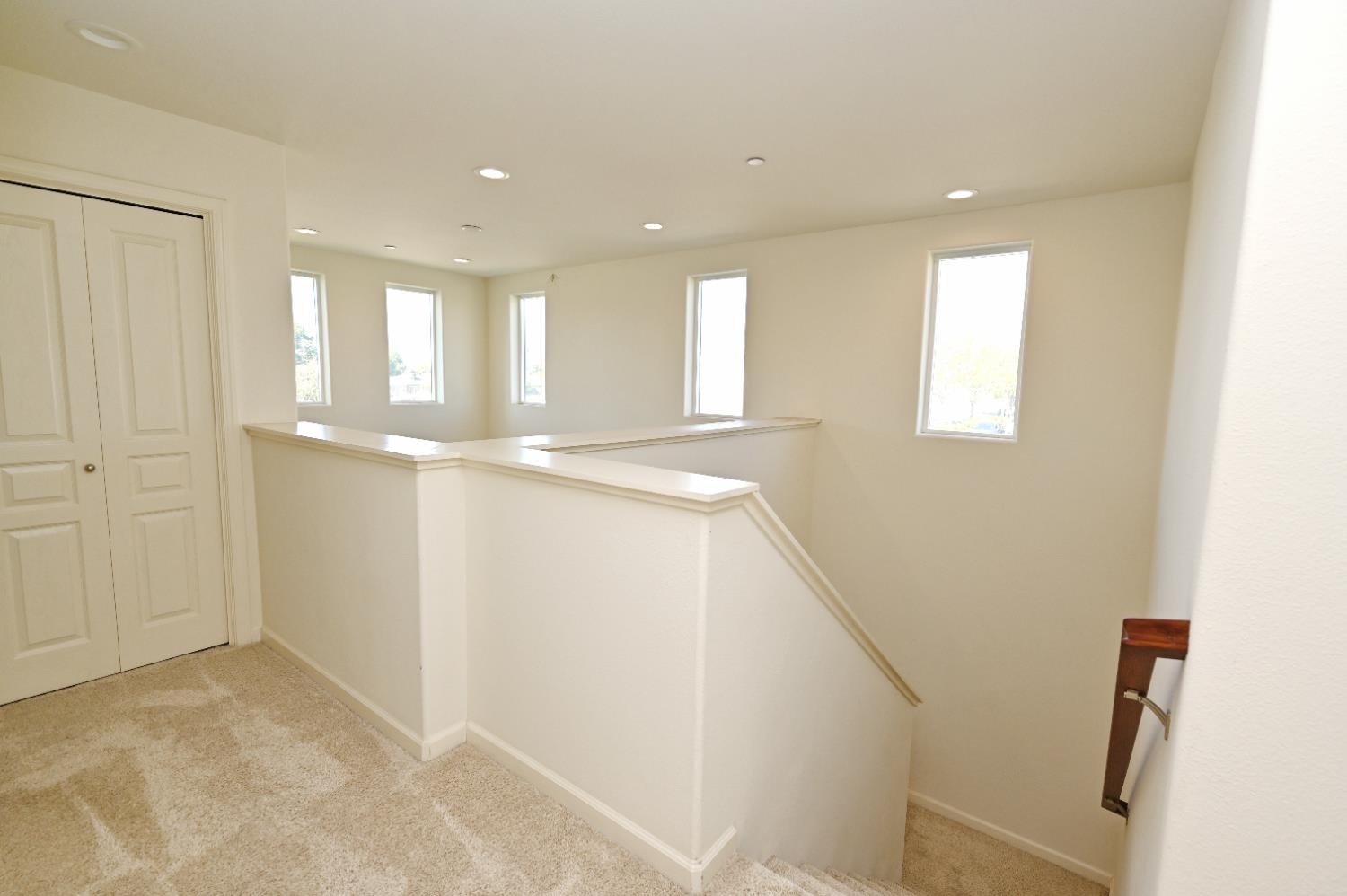 891 N Terra Cotta Dr, Fresno, CA 93727